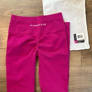 Alphalete Magenta High-Waist Leggings with Ruched Back